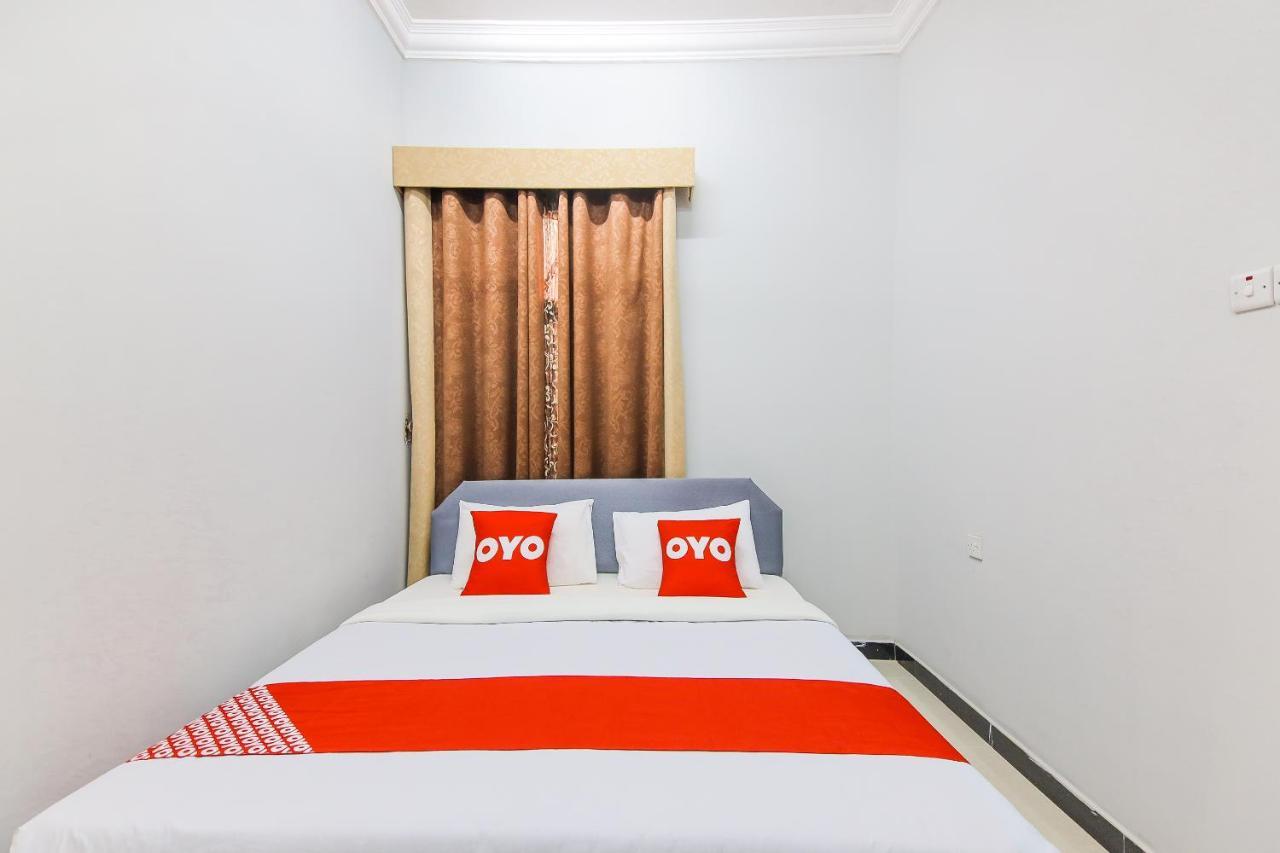 Super Oyo 110 Ras Al Hadd Guest House Buitenkant foto